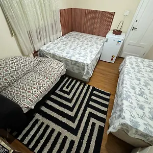  Quarto em Acomodações Particulares Tia Ana Brasil